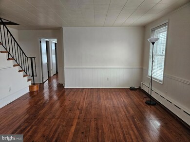 403 Bullock St unit 2, Conshohocken, PA 19428 - photo 6