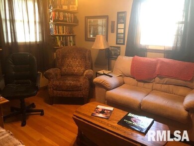 1832 W 37th St, Davenport, IA 52806 - photo 7