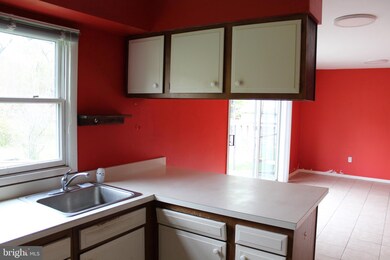 12623 Heming Ln, Bowie, MD 20716 - photo 3