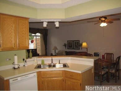 10994 10994 Highland Rd, Bloomington, MN 55438 - photo 5