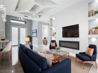 Living Room (virtually staged)