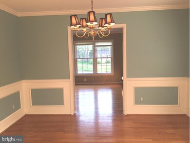 914 Waynewood Blvd, Alexandria, VA 22308 - photo 4