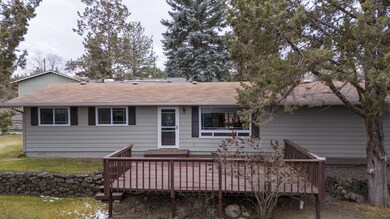 2-web-or-mls-3060 SW 35th Ct, Redmond-2