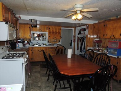 Plenty of space for the family to...