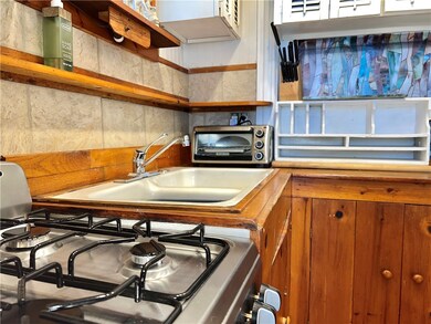 13 Kenyon St unit 2, Providence, RI 02903 - photo 7