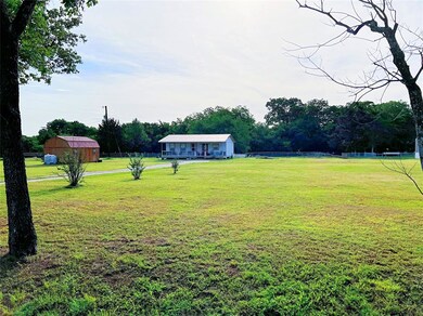 150 Graydon Rd, Whitesboro, TX 76273 - photo 3