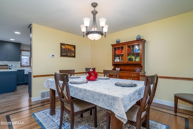 3166 Desert Star Ln, Grand Forks, ND 58201 - photo 4