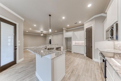 124 N Ridge Ct, Weatherford, TX 76088 - photo 6