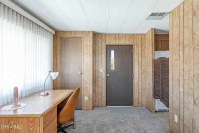 Entryroom