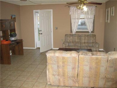 704 NW 11th St unit A, Bentonville, AR 72712 - photo 2