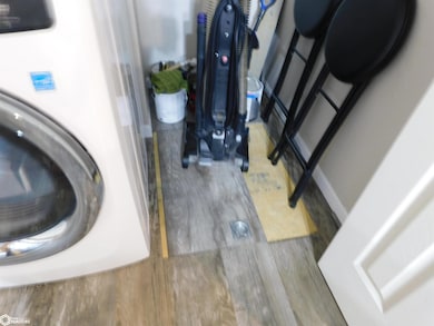 606 S Elm St, Creston, IA 50801 - photo 6