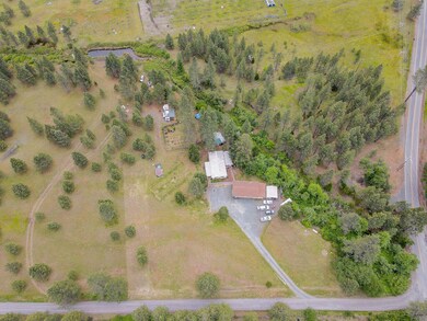 155 Piller Place, Cave Junction, OR 97523 - photo 4