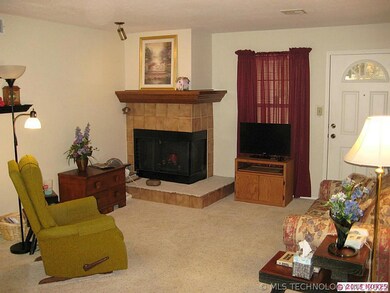 Open Light & Bright Greatroom