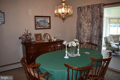 2935 Roosevelt Dr, Chambersburg, PA 17201 - photo 6