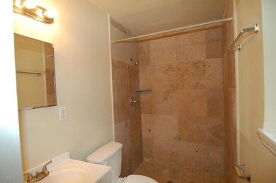 2150 Bo Peep Ct, Jacksonville, FL 32210 - photo 4