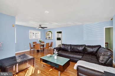 224 University Blvd E, Silver Spring, MD 20901 - photo 2