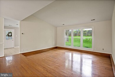 4338 Rolling Stone Way, Alexandria, VA 22306 - photo 3