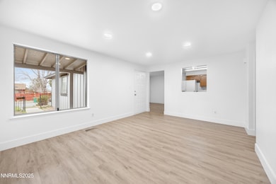 6790 Peppermint Dr, Reno, NV 89506 - photo 5