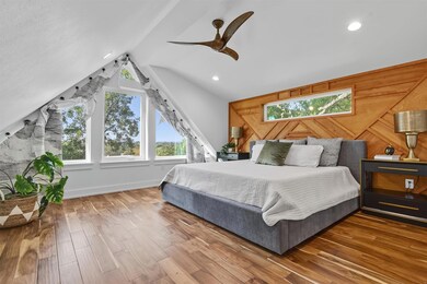 2712 Oak Springs Dr unit A, Austin, TX 78702 - photo 6