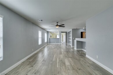 Long living room!