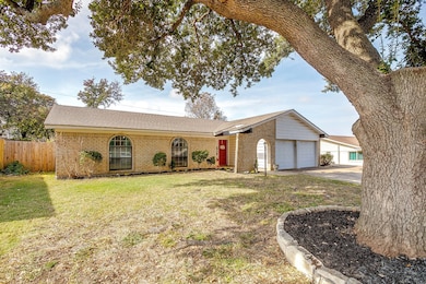 6820 Whitman Ave, Fort Worth, TX 76133 - photo 3