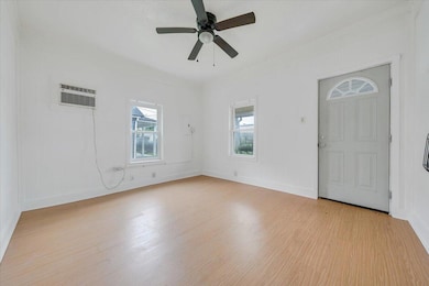 2116 Russell Ave SW, Roanoke, VA 24015 - photo 4