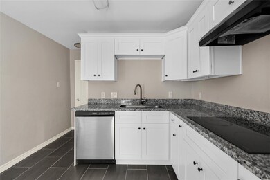 2220 Avenue L unit 210, Rosenberg, TX 77471 - photo 4