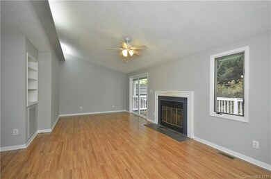 94 Hollybrook Dr unit 4, Asheville, NC 28803 - photo 3