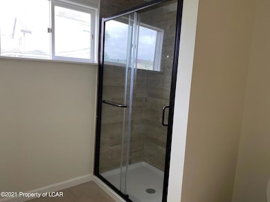 236 Maffett St, Wilkes-Barre, PA 18705 - photo 5