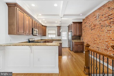 209 S Ellwood Ave, Baltimore, MD 21224 - photo 5