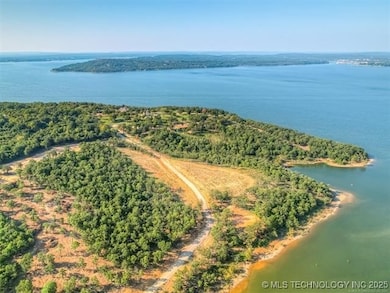 229 Patriot Pointe, Eufaula, OK 74432 - photo 2