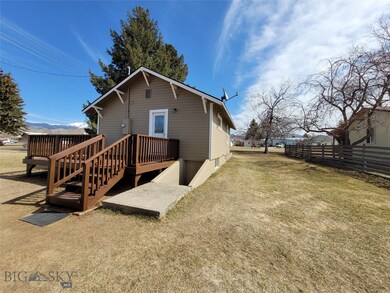 Back deck and access to downstairs