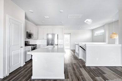 7910 Needle Creek, San Antonio, TX 78249 - photo 5