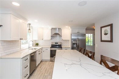 20 Harmony St, Cranston, RI 02920 - photo 4