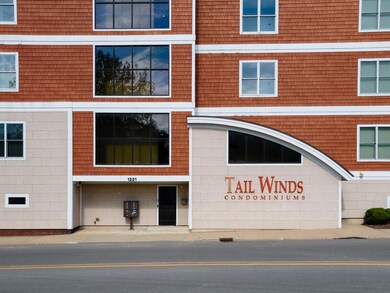1221 Broad St -35