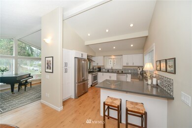 14221 65th Ave W, Edmonds, WA 98026 - photo 6