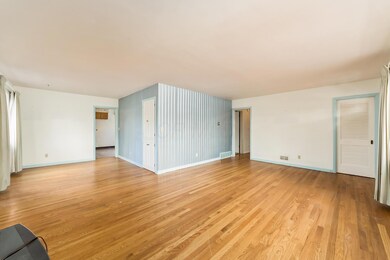 2698 Woodstock