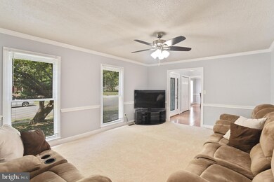 13311 Nassau Dr, Woodbridge, VA 22193 - photo 2