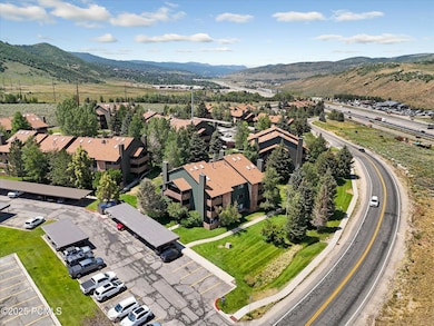 6821 N 2200 W unit 11 J, Park City, UT 84098 - photo 2