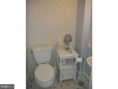 3434 Chippendale St, Philadelphia, PA 19136 - photo 5