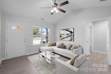 4617 Wind Chime Ct, Charlotte, NC 28208 - photo 6