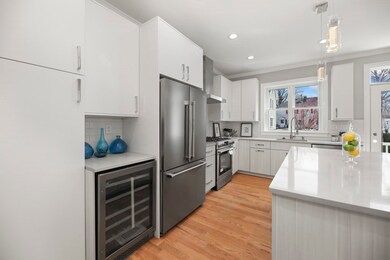46 Wyvern St unit A, Roslindale, MA 02131 - photo 6