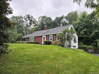 15 Orchard Rd, Poughkeepsie, NY 12603 - photo 4