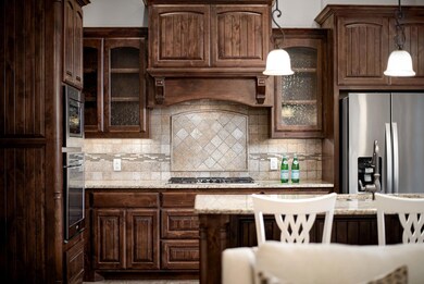 400 River Bank Ln, Granbury, TX 76049 - photo 3