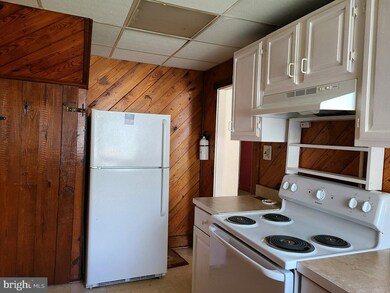 291 N Broad St, Penns Grove, NJ 08069 - photo 3