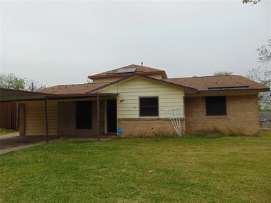 1211 Athens Dr, Mesquite, TX 75149 - photo 2