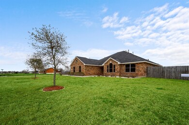 10703 Harry Dr, Needville, TX 77461 - photo 4