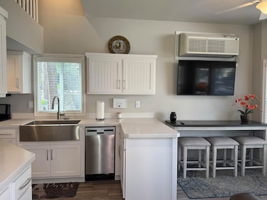 26350 Delano Dr unit 46, Idyllwild, CA 92549 - photo 2