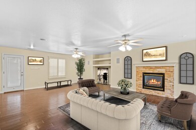 13745 Paseo Del Mar Dr, El Paso, TX 79928 - photo 3