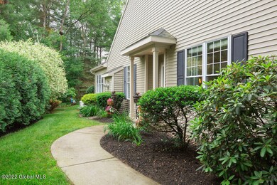 25 Donegal Way, Saratoga Springs, NY 12866 - photo 3